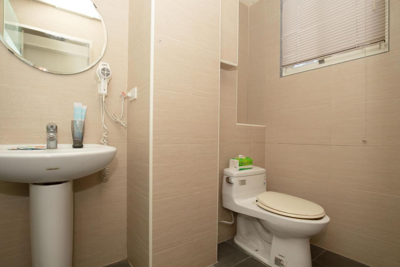 Fengjia Muxia Apartment Taichung Exterior photo